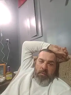 Snapshot of thickdaddy2982 chatting on January 26, 10:24 pm thickdaddy2982 online show from January 26, 10:24 pm