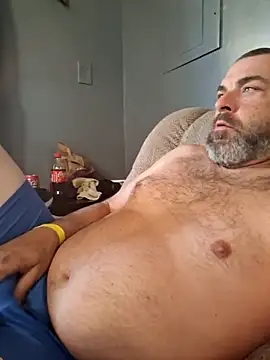 Snapshot of thickdaddy2982 chatting on February 23, 1:16 pm thickdaddy2982 online show from February 23, 1:16 pm