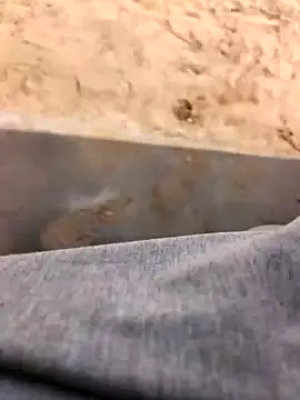 xmanrawan2 online show from February 17, 7:07 am