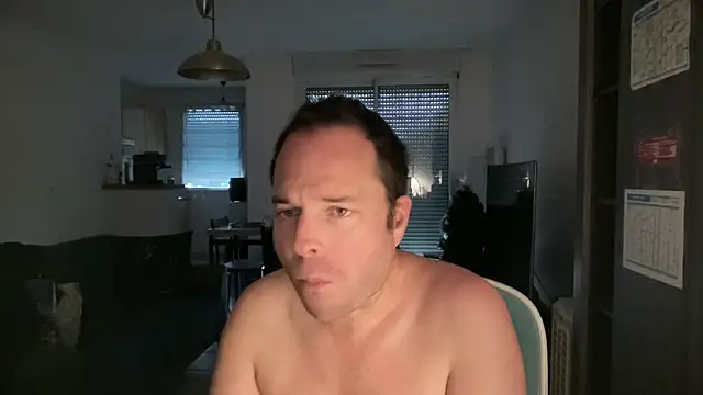 Funnyjul31 online show from November 25, 12:40 pm