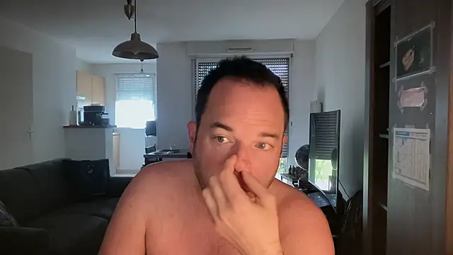 Funnyjul31 online show from March 7, 9:29 am