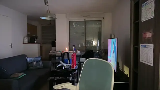 Snapshot of Funnyjul31 chatting on October 15, 5:31 pm Funnyjul31 online show from October 15, 5:31 pm