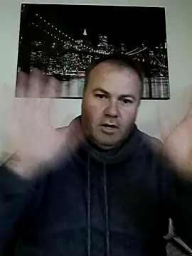 Pourleplasirs online show from November 20, 9:24 pm