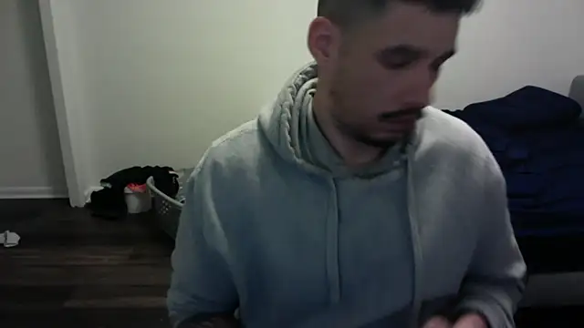 Snapshot of NicaBOi chatting on March 22, 3:41 am NicaBOi online show from March 22, 3:41 am