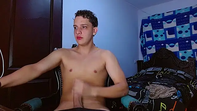 Thomas May4rs online show from November 29, 9:28 pm