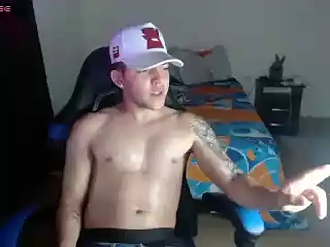 Snapshot of Dann_Vargas chatting on March 11, 2:21 am Dann Vargas online show from March 11, 2:21 am