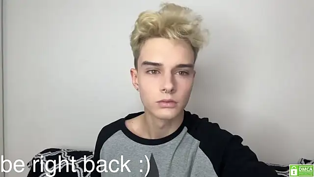 avegothy- online show from November 14, 7:04 pm