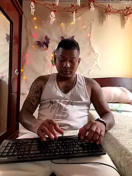 Snapshot of Saipadpuer30 chatting on October 27, 7:05 pm Saipadpuer30 online show from October 27, 7:05 pm