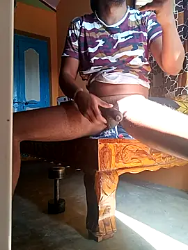Snapshot of bigcock_thick chatting on March 19, 2:59 am bigcock thick online show from March 19, 2:59 am