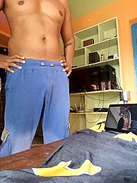 Snapshot of bigcock_thick chatting on October 15, 2:41 am bigcock thick online show from October 15, 2:41 am