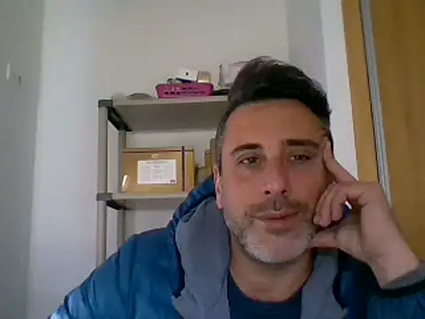 Snapshot of 66MA69 chatting on February 9, 1:56 pm 66MA69 online show from February 9, 1:56 pm