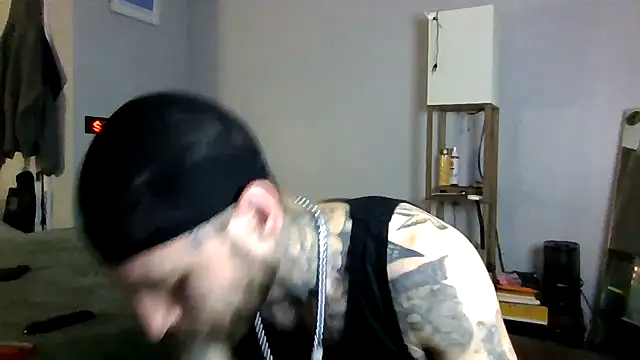 cruz815 online show from May 21, 2:40 am