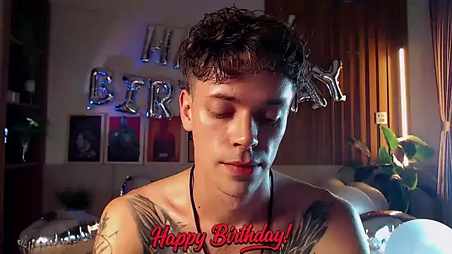 William Henry  online show from April 27, 2:02 pm