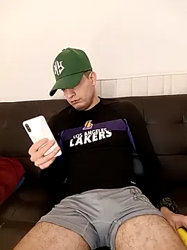 Kelv1n29 online show from February 12, 12:00 pm