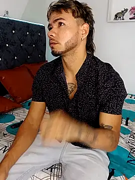 Niick01  online show from March 30, 7:04 pm