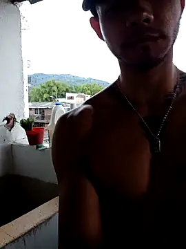 Niick01  online show from April 17, 9:50 pm