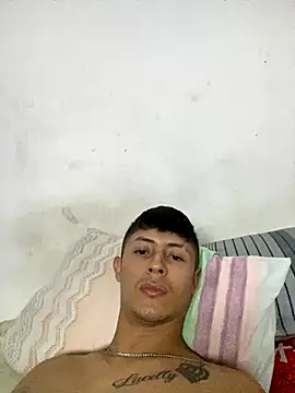 Andres324154 online show from September 13, 10:55 pm