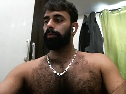 Snapshot of indianhairybull chatting on September 21, 5:29 am indianhairybull online show from September 21, 5:29 am