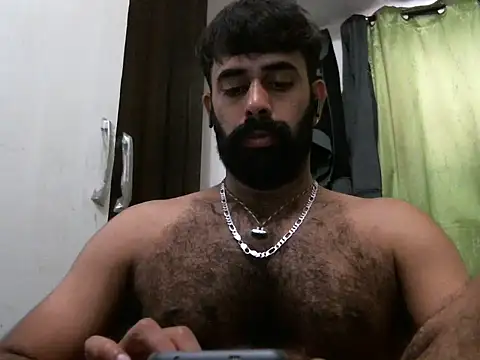 Snapshot of indianhairybull chatting on March 4, 4:38 am indianhairybull online show from March 4, 4:38 am