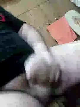 Snapshot of NAvoglia chatting on January 30, 9:47 pm NAvoglia online show from January 30, 9:47 pm