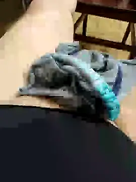 Snapshot of NAvoglia chatting on January 31, 10:42 pm NAvoglia online show from January 31, 10:42 pm
