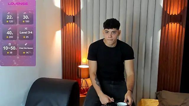 Justin mack online show from December 20, 8:38 pm