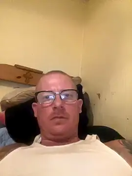 Snapshot of ClimbedCaelum chatting on October 21, 7:22 am ClimbedCaelum online show from October 21, 7:22 am