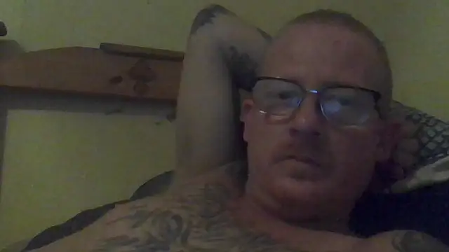 Snapshot of ClimbedCaelum chatting on October 26, 4:47 am ClimbedCaelum online show from October 26, 4:47 am