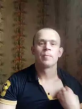 Snapshot of alex_brow_n chatting on February 6, 9:32 am alex brow n online show from February 6, 9:32 am