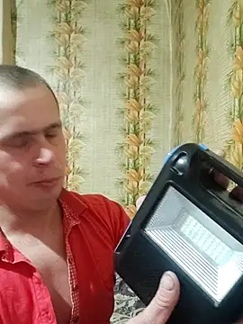 Snapshot of alex_brow_n chatting on February 24, 4:26 pm alex brow n online show from February 24, 4:26 pm