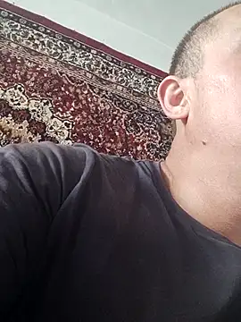 Snapshot of alex_brow_n chatting on September 22, 7:19 am alex brow n online show from September 22, 7:19 am