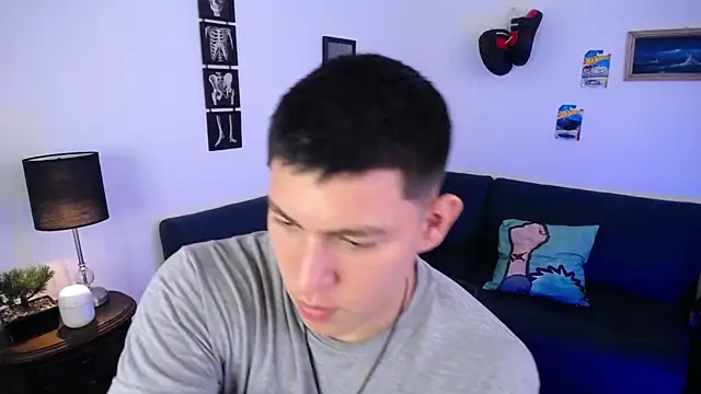 JamesCr  online show from April 25, 2:14 pm