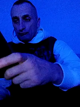 ANGELSANTAMARIA- online show from December 17, 11:55 pm