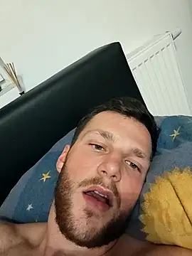 Cosmin224451 online show from September 29, 6:48 pm