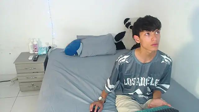 Snapshot of the_murderer chatting on February 3, 8:03 pm the murderer online show from February 3, 8:03 pm