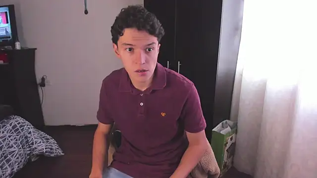 Snapshot of Mastrangelo_xxx chatting on March 3, 1:48 pm Mastrangelo xxx online show from March 3, 1:48 pm