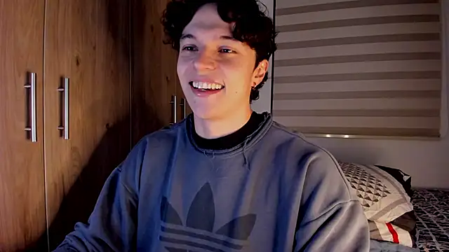 Mastrangelo xxx online show from March 12, 4:09 am