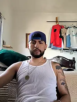 Snapshot of dickman10 chatting on February 20, 4:57 pm dickman10 online show from February 20, 4:57 pm