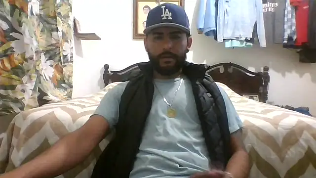 Snapshot of dickman10 chatting on September 22, 4:01 am dickman10 online show from September 22, 4:01 am