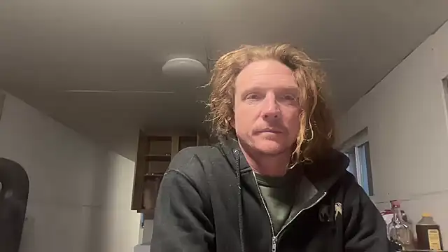 Snapshot of redone8in chatting on February 19, 4:33 pm redone8in online show from February 19, 4:33 pm