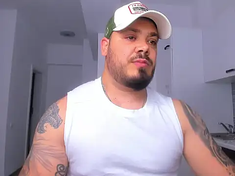 ZackMasterss online show from June 8, 8:21 pm