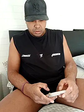 xhoco14 online show from February 6, 9:17 am