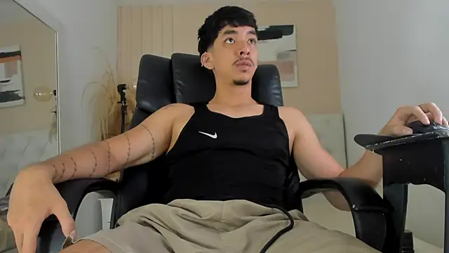 ISAAC CRYSTON online show from April 6, 9:26 pm