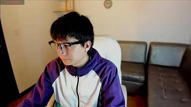 Snapshot of Golden-Boyy chatting on October 15, 4:42 am Golden-Boyy online show from October 15, 4:42 am