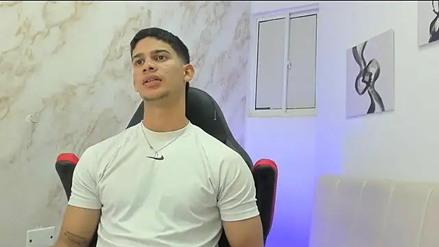 Snapshot of ANDRES_STUD chatting on September 21, 4:56 am ANDRES STUD online show from September 21, 4:56 am