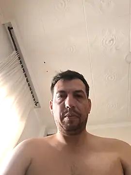 reyarturs13 online show from April 12, 5:47 pm