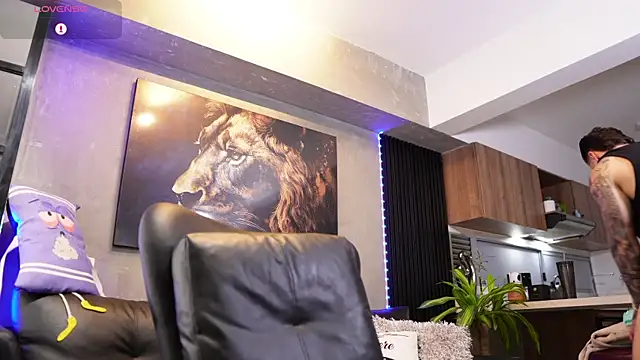 David blake  online show from April 19, 3:39 am