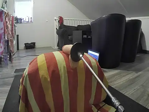 YourLoveBoyKevin online show from February 27, 3:44 pm