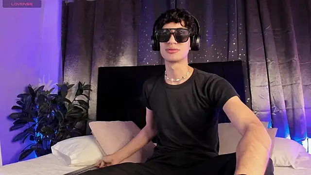 NovaaWheler online show from June 11, 1:09 pm