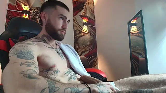 Snapshot of Luke_davis01 chatting on October 3, 1:38 pm Luke davis01 online show from October 3, 1:38 pm